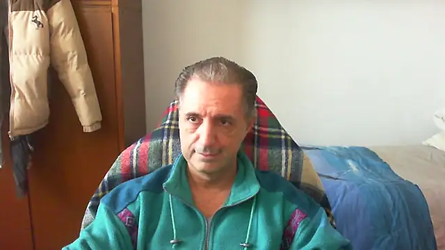 lliuk70mi online show from March 27, 2:18 pm