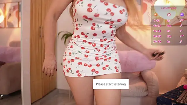 Tiffany Sims1 online show from January 7, 2:00 pm