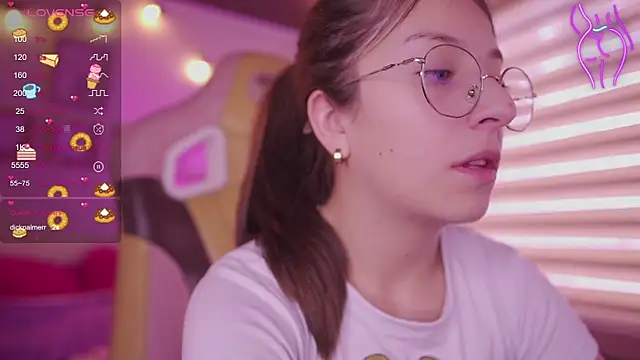 milly kenner online show from April 21, 7:20 pm