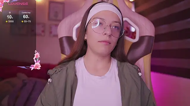 milly kenner online show from December 19, 7:38 pm