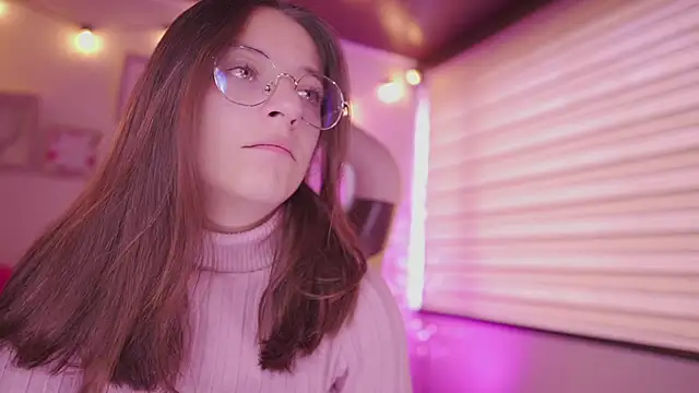 milly kenner online show from February 6, 5:42 pm