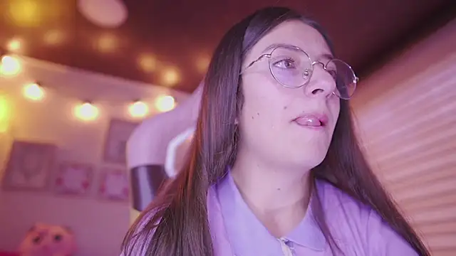 milly kenner online show from February 11, 6:52 pm