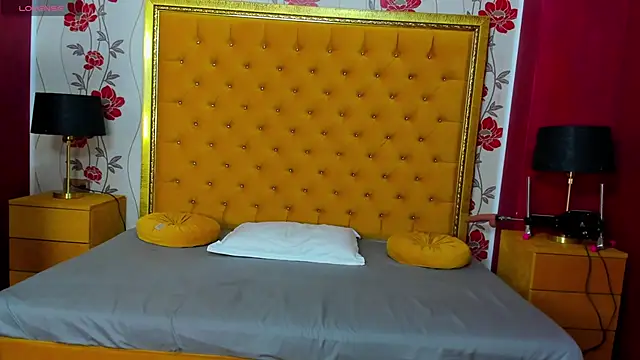 NattashaReed online show from December 6, 7:37 am