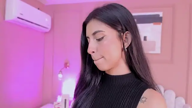 zia cooper online show from February 18, 6:48 pm