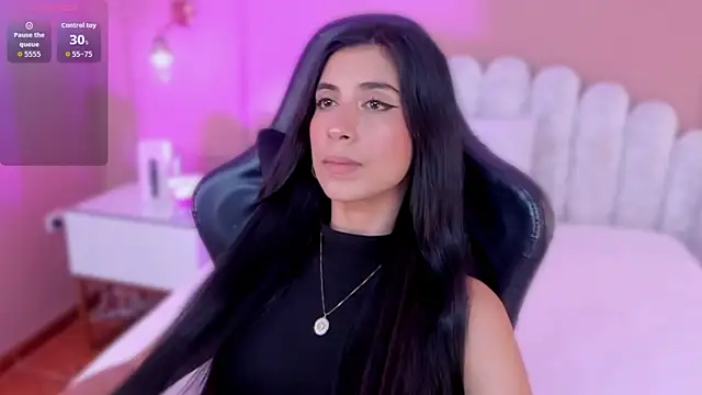 zia cooper online show from February 7, 7:00 pm