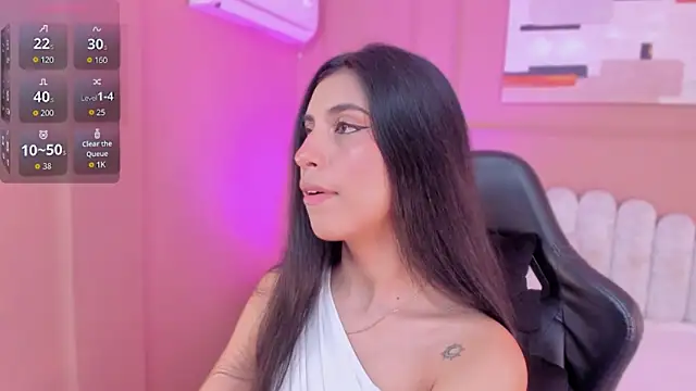 zia cooper online show from March 4, 6:48 pm