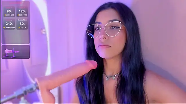 zia cooper online show from November 4, 7:39 pm