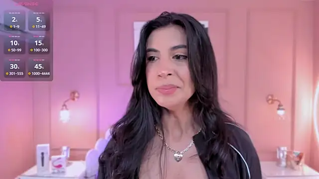 zia cooper online show from June 19, 7:09 pm