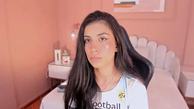 zia cooper online show from November 27, 7:03 pm