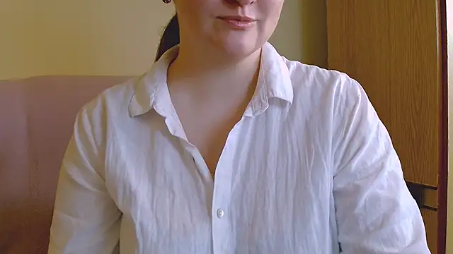 ChubbyMaia online show from March 22, 12:14 pm