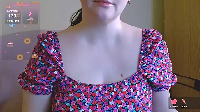 ChubbyMaia online show from March 10, 12:17 pm