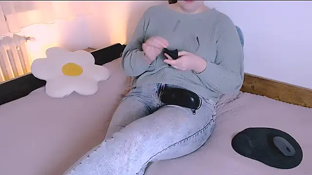 Snapshot of ChubbyMaia chatting on March 2, 7:10 pm ChubbyMaia online show from March 2, 7:10 pm