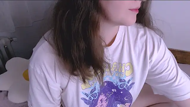 ChubbyMaia online show from April 18, 4:31 pm