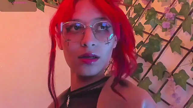 Snapshot of RedMeloddy chatting on November 20, 9:25 pm RedMeloddy online show from November 20, 9:25 pm