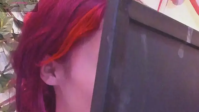 RedMeloddy online show from December 22, 8:42 pm