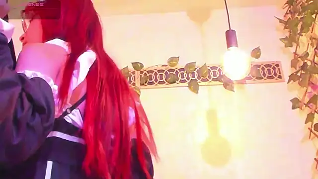 Snapshot of RedMeloddy chatting on November 27, 8:42 pm RedMeloddy online show from November 27, 8:42 pm