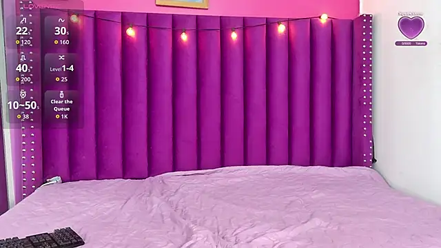 littleebonymommy online show from March 16, 7:49 pm