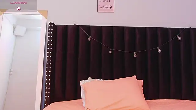 littleebonymommy online show from September 24, 8:48 pm