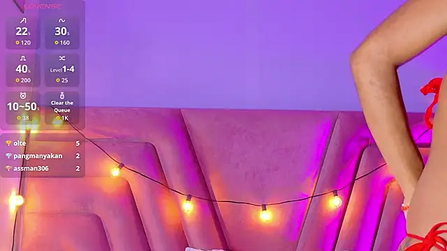 littleebonymommy online show from October 16, 3:04 am