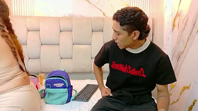 Snapshot of Annyeli chatting on February 22, 3:09 am Annyeli online show from February 22, 3:09 am