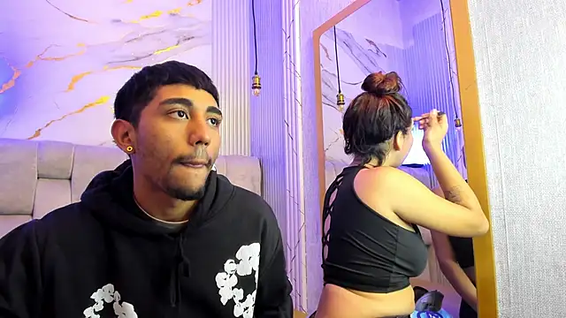 Snapshot of Annyeli chatting on October 12, 1:45 pm Annyeli online show from October 12, 1:45 pm