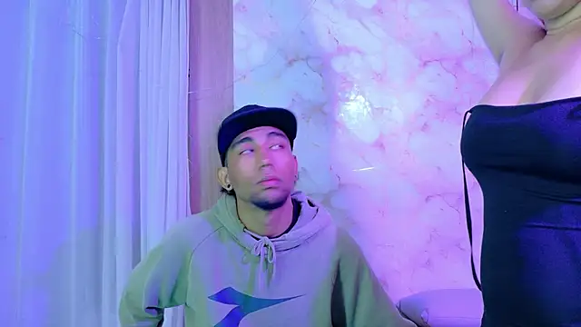 Snapshot of Annyeli chatting on February 4, 12:16 am Annyeli online show from February 4, 12:16 am