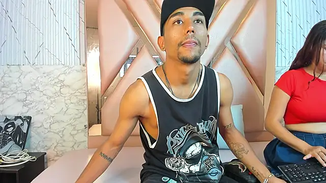 Snapshot of Annyeli chatting on October 2, 4:21 pm Annyeli online show from October 2, 4:21 pm