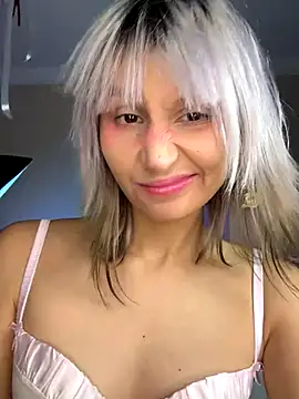 bigbabykiki online show from November 27, 6:52 pm