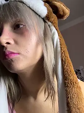 bigbabykiki online show from November 22, 3:22 pm