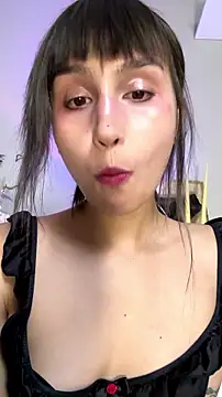 Snapshot of bigbabykiki chatting on July 12, 7:26 pm bigbabykiki online show from July 12, 7:26 pm