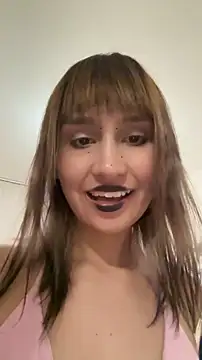 Snapshot of bigbabykiki chatting on June 20, 7:52 pm bigbabykiki online show from June 20, 7:52 pm