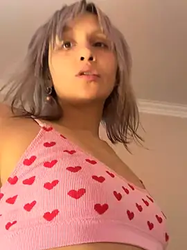 bigbabykiki online show from November 16, 4:45 pm