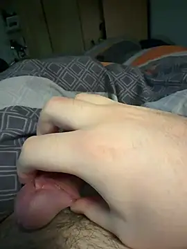 Gartengolem online show from February 17, 6:06 pm