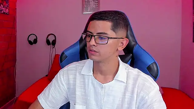 Ethan Sai    online show from October 15, 3:16 am