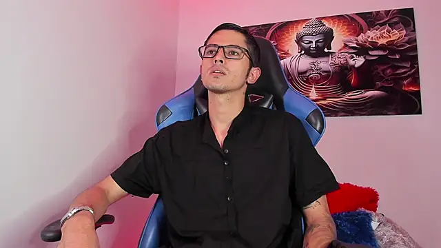 Ethan Sai    online show from February 25, 6:01 pm