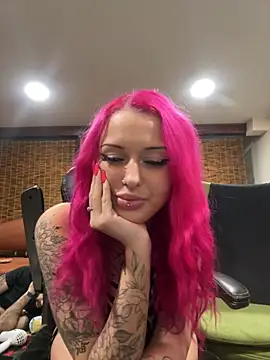 hellokittyy024 online show from January 9, 5:34 am