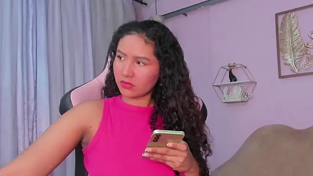 cute mia23 online show from March 13, 3:44 am