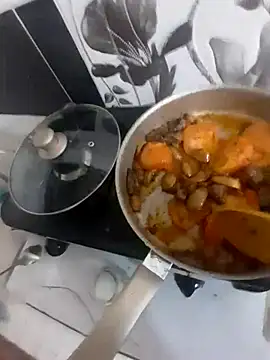 cute mia23 online show from January 26, 12:05 am