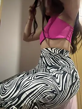 Snapshot of CAM_21X chatting on February 26, 10:38 am CAM 21X online show from February 26, 10:38 am
