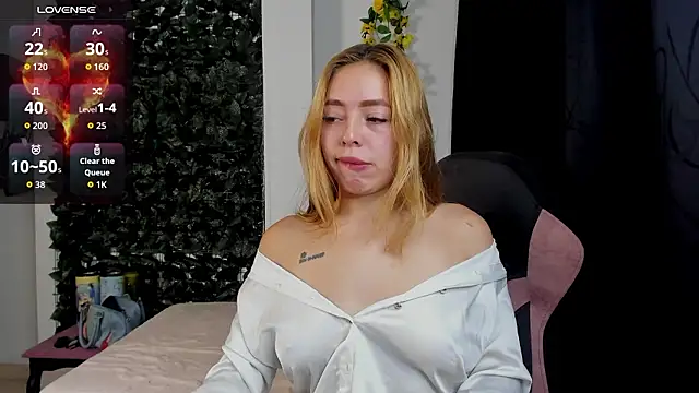 karla charloby online show from March 9, 7:50 pm