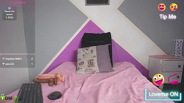 karla charloby online show from March 20, 9:13 pm