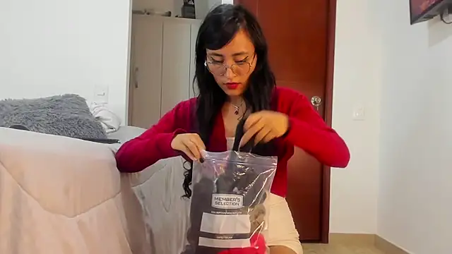 SophieBaker   online show from March 15, 10:13 am