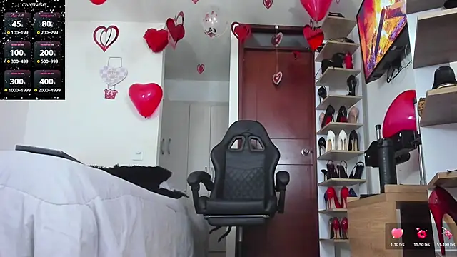 SophieBaker   online show from February 14, 1:50 am