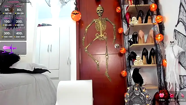 SophieBaker   online show from October 27, 3:29 am