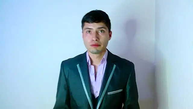 nolanjay  online show from September 27, 10:38 pm