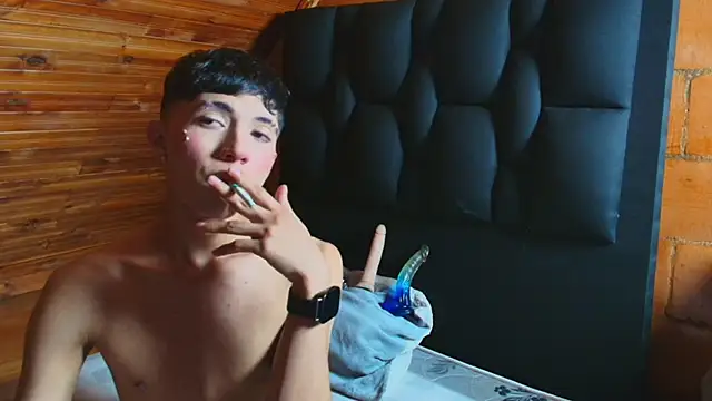 Justyn Ross online show from November 14, 12:20 pm