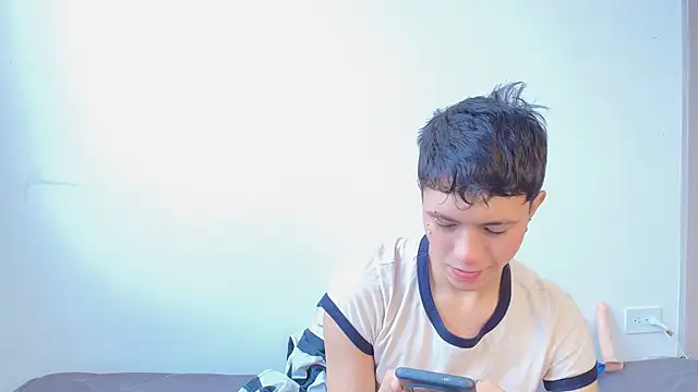 Snapshot of Justyn_Ross chatting on September 26, 3:52 pm Justyn Ross online show from September 26, 3:52 pm