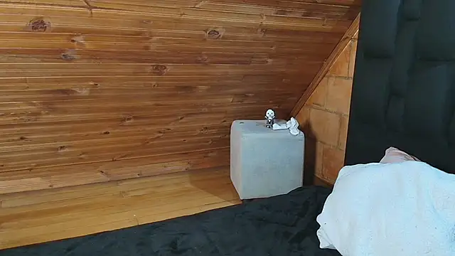 Justyn Ross online show from November 2, 6:29 am