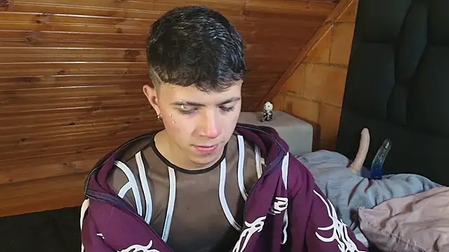 Justyn Ross online show from October 27, 8:21 pm