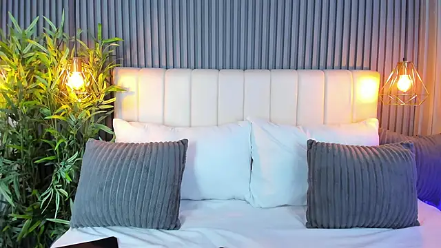 LinaGlam online show from September 9, 10:41 pm